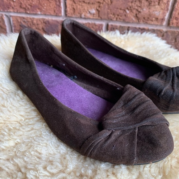 NWOT Brown Women’s G 21 Flats 🌺 Size 6. - Picture 3 of 7